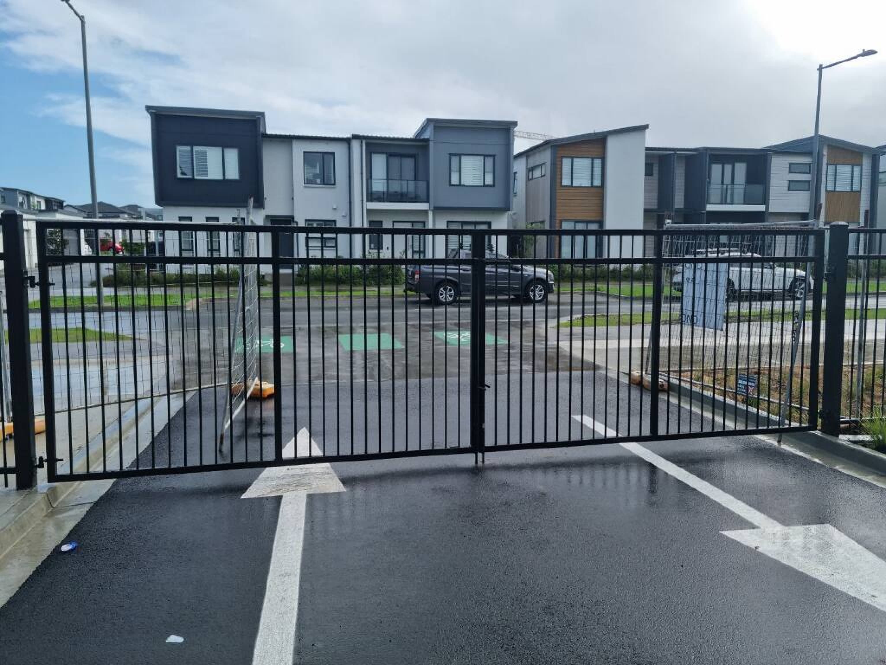 Professional fence installation in Auckland
